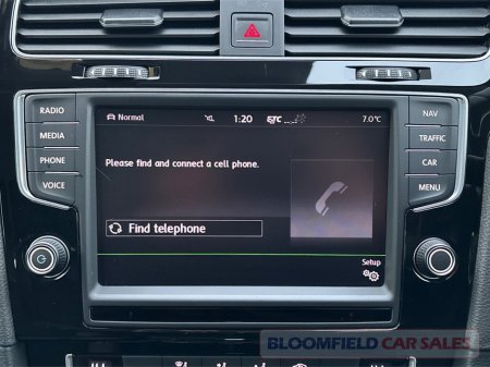 2016 Volkswagen Golf 1.4 HIGHLINE , AUTO // IMMACULATE €14,950 thumbnail