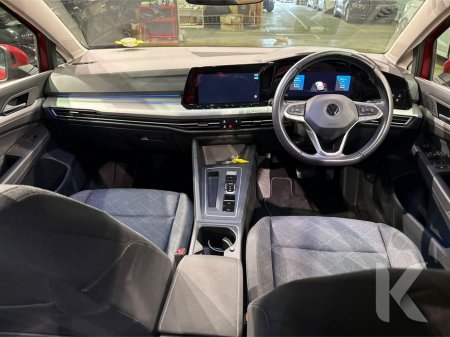 2021 Volkswagen Golf E-TSI - HYBRID - ALLOY WHEELS - MULTI FUNCTION STEERING WHEEL - CRUISE CONTROL - REVERSE CAMERA - €23,950 thumbnail