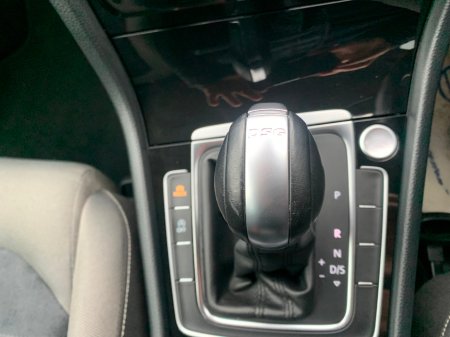 2014 Volkswagen Golf 1.4 TSI 150 BHP HIGHLINE DSG 5DR // LOW MILEAGE // GREAT CONDITION // REVERSE CAMERA, CRUISE AND PRIVACY GLASS // €10,950 thumbnail