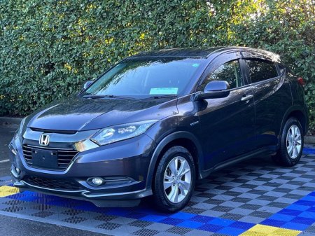 2016 Honda Vezel 1.5 HYBRID // ADAPTIVE CRUISE CONTROL // 16" ALLOYS // REVERSE CAMERA €14,750 thumbnail
