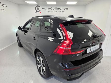 2025 Volvo XC60 - thumbnail 6
