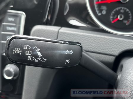 2013 Volkswagen Golf 1.4 AUTO , HIGHLINE // LOW MILEAGE €11,950 thumbnail