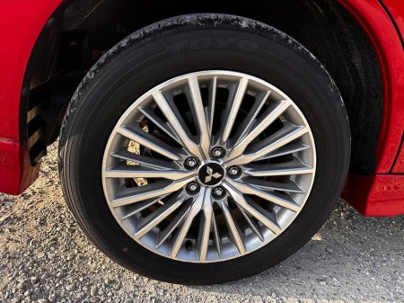 2018 Mitsubishi Outlander - thumbnail 6