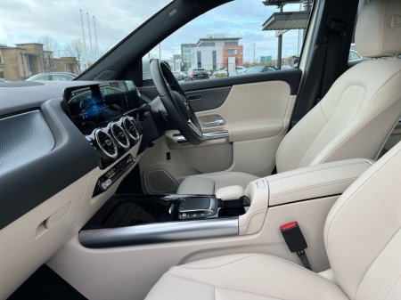 2022 Mercedes-Benz GLA Class - thumbnail 14