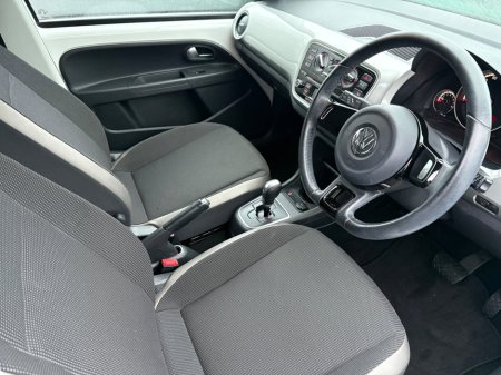 2014 Volkswagen up!  €8,490 thumbnail