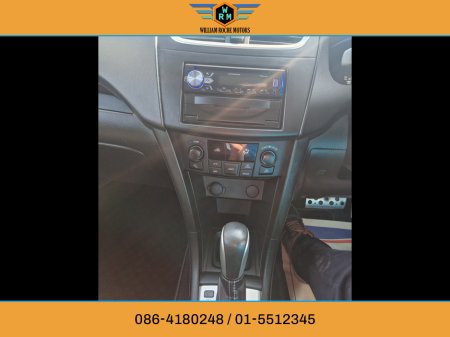 2014 Suzuki Swift - thumbnail 24