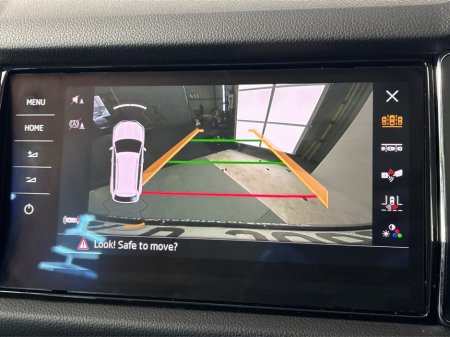 2018 Skoda Kodiaq STYLE 2.0 TDI 150HP DSG**7 SEATER**PANORAMIC SUNROOF**BLACK LEATHER INTERIOR**TOUCH SCREEN MEDIA DISPLAY**REVERSE CAMERA**PARKING SENSORS**DUAL CLIMATE CONTROL**APPLE CARPLAY** €23,995 thumbnail