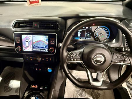 2022 Nissan Leaf 40K EV SV PREMIUM COLD PK 40KW MY2 €16,950 thumbnail