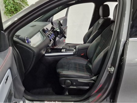 2023 Mercedes-Benz GLA Class 250E AMG LINE PREMIUM (PLUG IN HYBRID) AUTOMATIC **ONE OWNER / APPLE CARPLAY & ANDROID AUTO / BLIND SPOT ASSIST / HEATED FRONT SEATS / SAT NAV / REVERSE CAMERA / WIRELESS PHONE CHARGING** €40,900 thumbnail