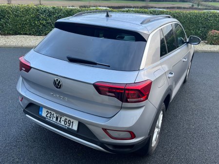 2023 Volkswagen T-Roc 2.0 TDI 116HP Life €28,950 thumbnail