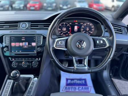 2017 Volkswagen Passat R-LINE TOP SPEC NCT 05/27 €14,499 thumbnail