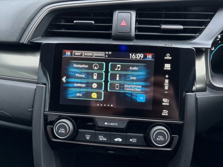 2018 Honda Civic 1.0 VTEC TURBO SR 5DR 129PS €13,950 thumbnail