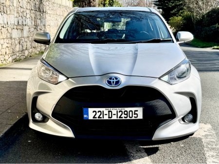 2022 Toyota Yaris - thumbnail 8