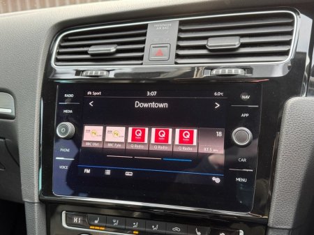 2017 Volkswagen Golf - thumbnail 14