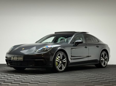 2019 Porsche Panamera - thumbnail 3