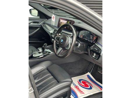 2021 BMW 5 Series - thumbnail 21