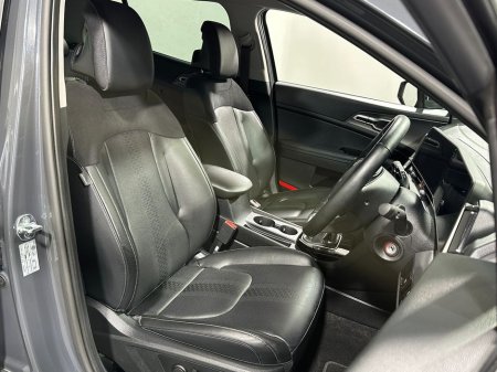 2025 Kia Sportage - thumbnail 10