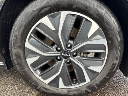 2023 Kia EV6 - thumbnail 4