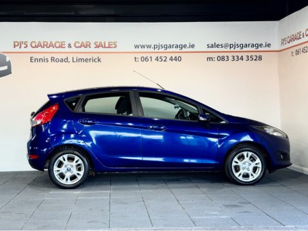 2015 Ford Fiesta MCA ZETEC 1.0 65PS M5 4DR 5DR €7,990 thumbnail
