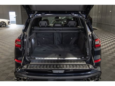 2021 BMW X5 xDrive45e M Sport €49,950 thumbnail