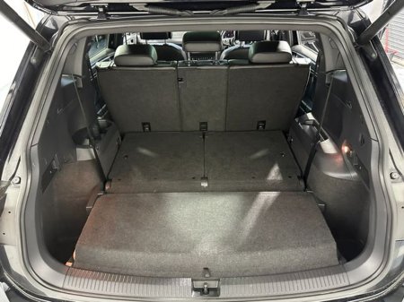 2020 Volkswagen Tiguan - thumbnail 30