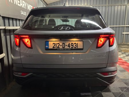 2021 Hyundai Tucson - thumbnail 2