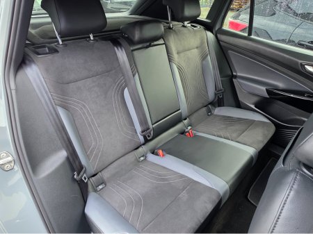 2025 Volkswagen ID.4 - thumbnail 16