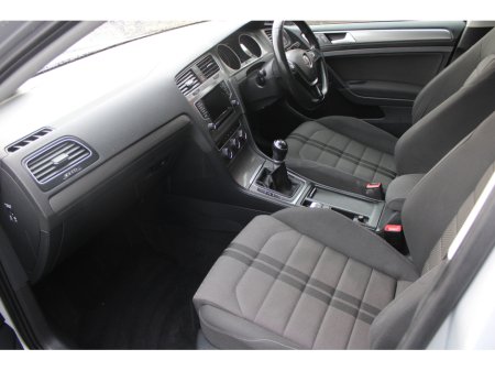 2015 Volkswagen Golf TRENDLINE 1.6 TDI MANUAL 5SPEED 5DR 90HP €9,950 thumbnail