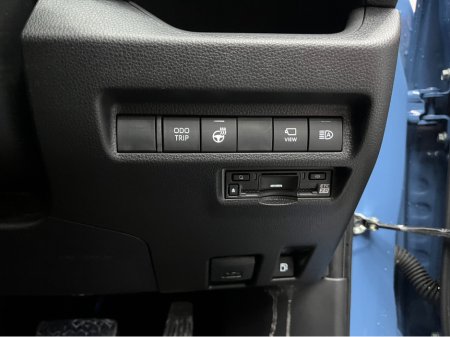 2024 Toyota Rav4 - thumbnail 13