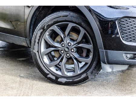 2019 Land Rover Discovery Sport - view 3