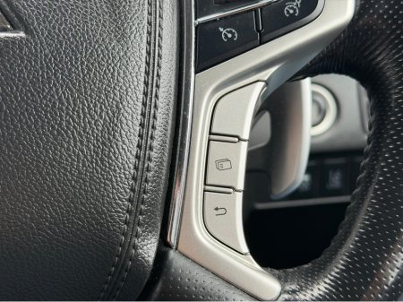 2020 Mitsubishi L200 - thumbnail 27