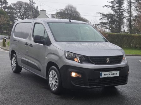 2019 Peugeot Partner - thumbnail 2