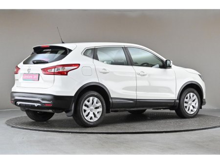 2017 Nissan Qashqai - thumbnail 10