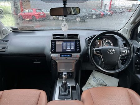 2023 Toyota Landcruiser LAND CRUISER SWB AUTO thumbnail