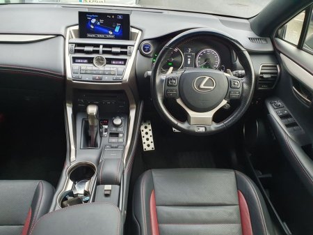 2016 Lexus NX 300 h F-SPORT * HALF LEATHER * 2.5 SELF CHARGING HYBRID thumbnail