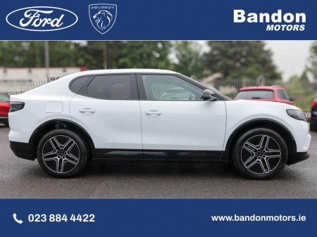 2025 Ford Capri Ford Capri Premium Extended Range. What a great looking car €44,500