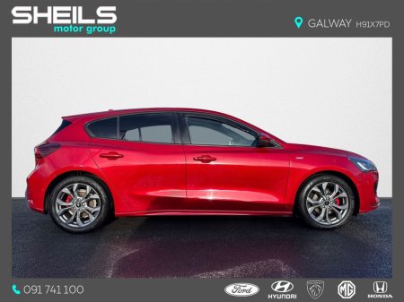 2023 Ford Focus - thumbnail 10