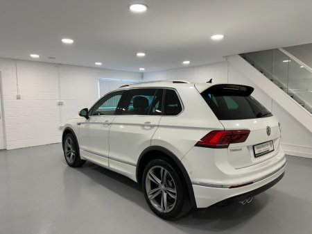 2018 Volkswagen Tiguan - thumbnail 11