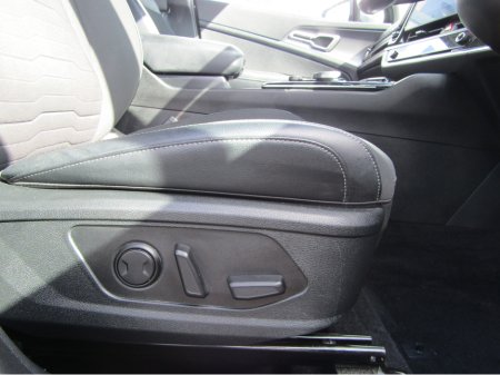 2022 Kia Sportage - thumbnail 8