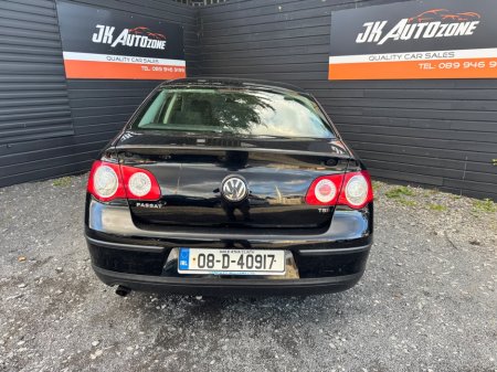 2008 Volkswagen Passat - thumbnail 3