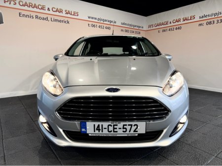 2014 Ford Fiesta ZETEC 1.25 60PS M5 4DR MCA €8,990 thumbnail