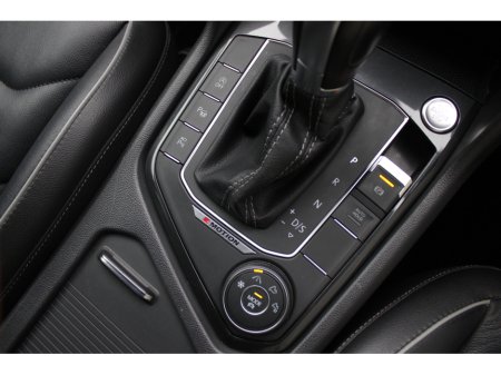 2019 Volkswagen Tiguan - thumbnail 16