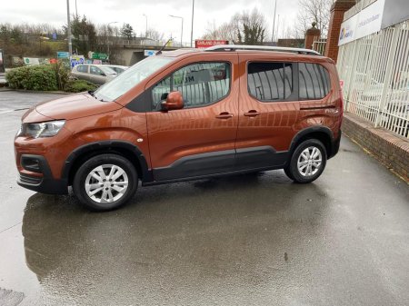 2021 Peugeot Rifter HORIZON RE TD 3 seats + wheelchair €26,950