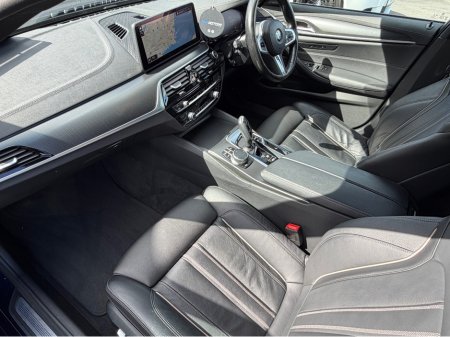 2022 BMW 5 Series - thumbnail 19