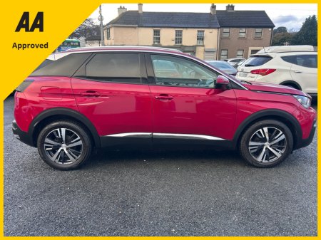 2019 Peugeot 3008 2019 PEUGEOT 3008 1.2 PETROL LOW KMS €16,950 thumbnail
