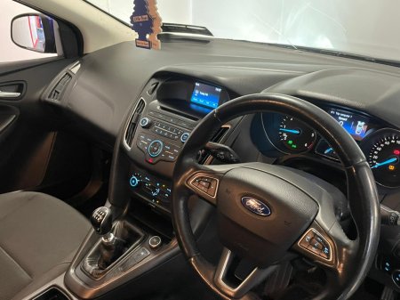 2016 Ford Focus STYLE 1.5 TD 95PS 6SPEED 4 5DR 4DR €10,900 thumbnail