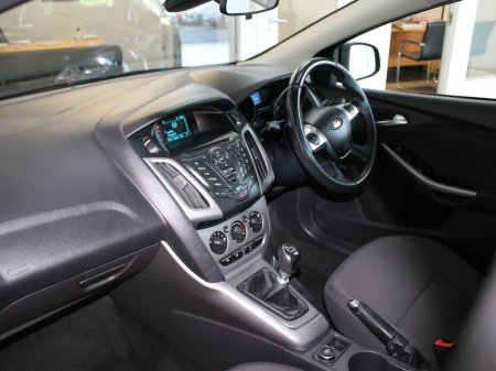 2014 Ford Focus - thumbnail 9