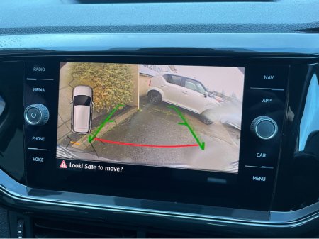 2020 Volkswagen T-Cross R-LINE 1.0 TSI PETROL MANUAL //SAT NAV//ADAPTIVE CRUISE CONTROL//REVERSE CAMERA// €18,950 thumbnail