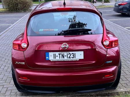 2011 Nissan Juke - thumbnail 2