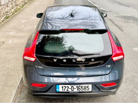 2017 Volvo V40 - thumbnail 5